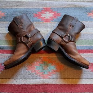Frye 8R harness